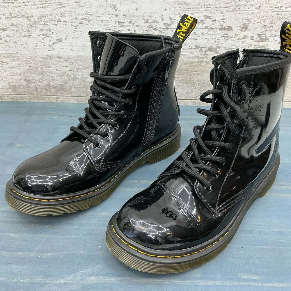 Dr. Martens Kids 1460 J Patent Leather Lace Combat Boots with zipper Size US 4M